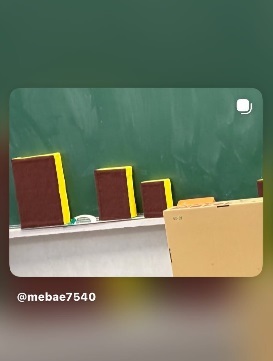 吉浦小学校にどんぐりぼーやの絵本会が朝読書で参加させていただきました。